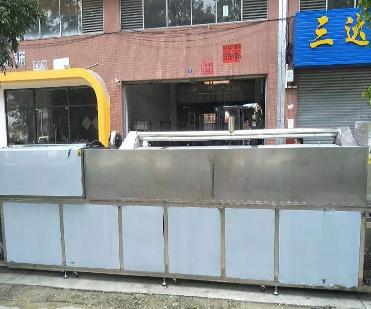 出貨南昌超聲波清洗噴淋設備裝車 出貨南昌超聲波清洗噴淋設備裝車